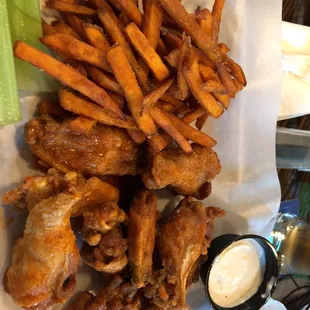 chicken wings and sweet potato fries