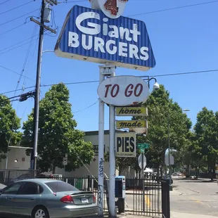 A cool divey place to drop in and visit, 1/4 hamburger $3.99.