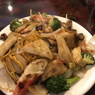 noodle dish, ramen and noodles, noodle soup, food, ramen, noodles