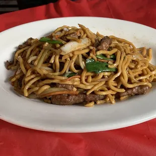 Beef Lo Mein.