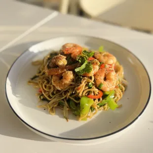 Garlic Noodles &amp; grilled shrimp combo