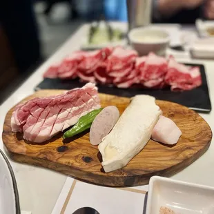 Black Pork Collar Butt