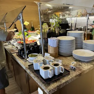 Poke and sashimi station, 11/23/2023