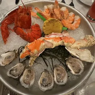 Petite Seafood Tower*