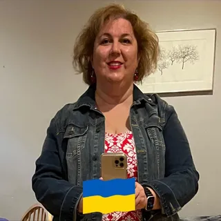 Julie B.