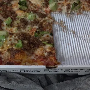 1010 Pizza & Grill