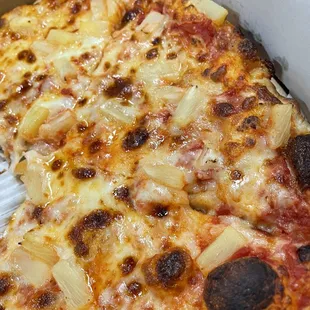 Personal Pizza with pineapple
