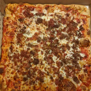 Square bacon cheeseburger pizza