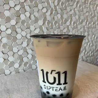 B1. Ruby Black Tea Latte with Tapioca