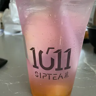 D5. Pineapple Sparkling Drink