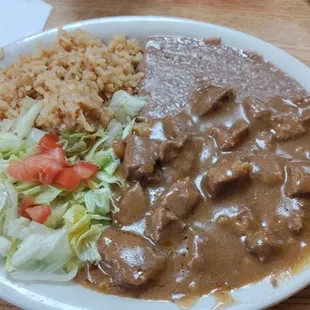 Carne guisada plate.
