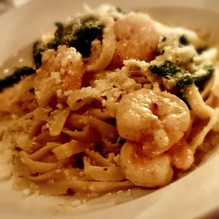 Fettucine ala Scampi, Shrimp, Garlic, Butter, Arugula, Lemon