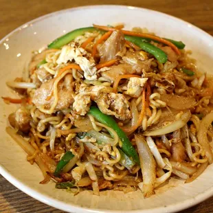 Thai Fried Noodle 泰式炒面