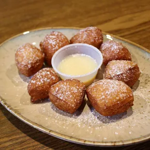 Thai Donuts 泰式甜甜圈