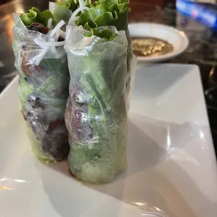 2. Fresh Spring Roll with pork