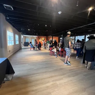 a large room full of people