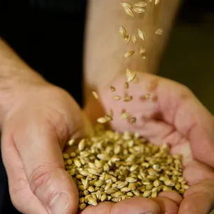 🥃10th St Distillery🥃