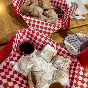 Beignets half powder half cinnamon sugar