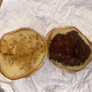 Kids burger - didn&apos;t even fit the bun