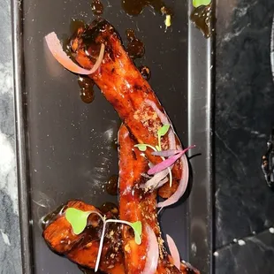 Sticky ribs