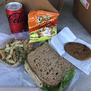 Tuna salad sandwich box lunch
