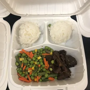 Seriously? That much meat? And it&apos;s a bento?