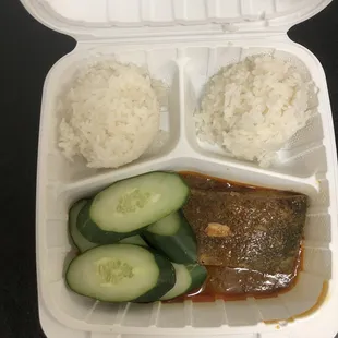 Salmon Plate
