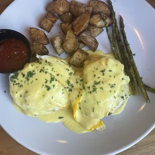 Classic Eggs Benedict