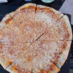 NY cheese pizza