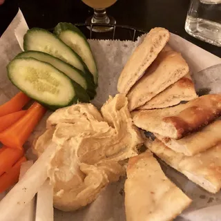 Hummus Plate