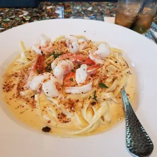 Shrimp Scampi Fettuccine Pasta