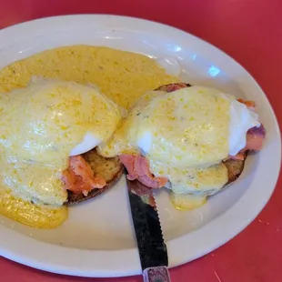 Salmon Benedict