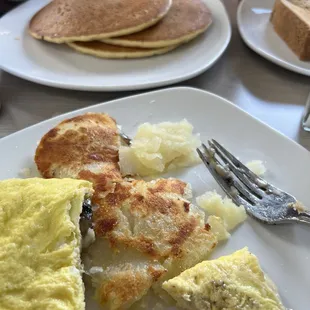 Pancakes, mushroom Swiss omelette, toast, not pictures coffee!