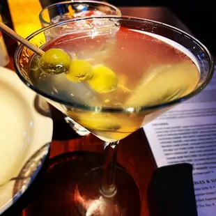 drink, oysters and mussels