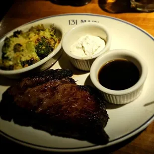 Prime rib aus ju with broccoli parmesan and horseradish