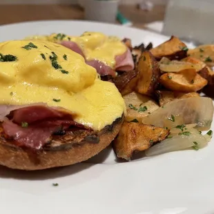 Eggs Benedict