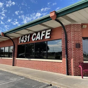 Cafe