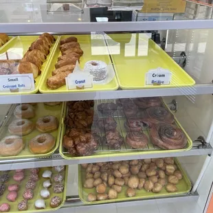 food, dough desserts, donuts