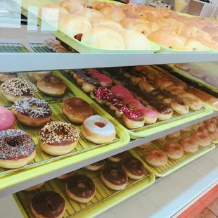 donuts, food, dough desserts