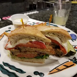 Deep fried vegetarian sandwich
