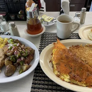 Country Fried Steak &amp; eggs w/country fries! Also chorizo omelet w/cheddar cheese crust! Biscuits -HOMEMADE!