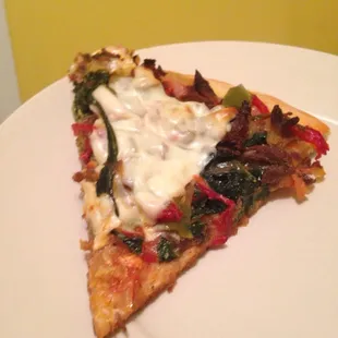 Cheesesteak pizza w/ caramalized onion, bell pepper, spinach and mozz mmmmmmmmmmmmmmmmmmmmmmmmmmmm