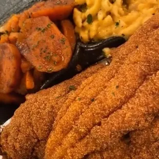 2 Pc catfish w/ soul sides
