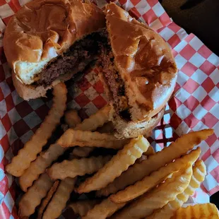 Plain 1/2 lb. Cheeseburger  with fries