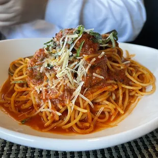 SPAGHETTI &amp; MEATBALLS