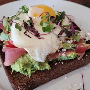 Avocado Toast with Prosciutto &amp; Egg