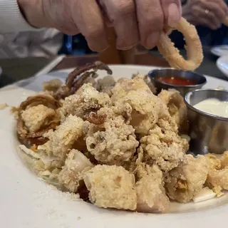 CRISPY CALAMARI