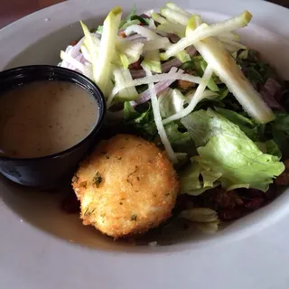 GREEN APPLE & GOAT CHEESE