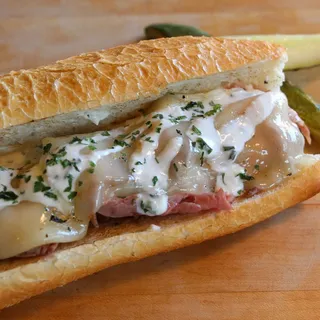 PRIME RIB SANDWICH