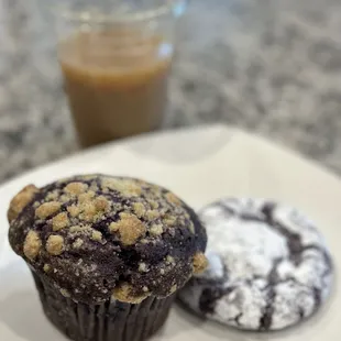 Ube muffin and ube cookie